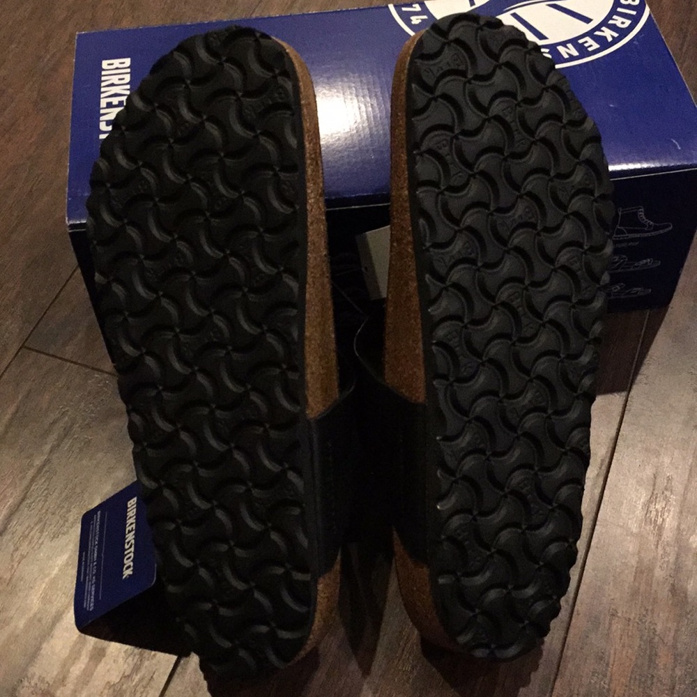 New Birkenstock Gizeh Sandals - Picture 4 of 4